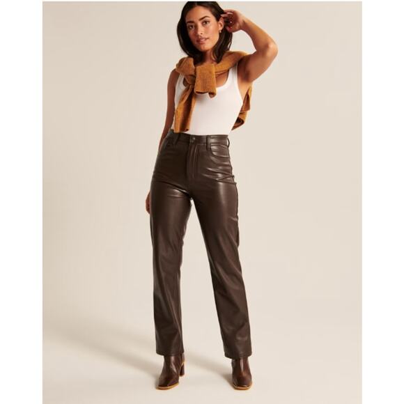 Women's Abercrombie & Fitch Curve Love Vegan Leather 90s Straight Pant sz 8S - Picture 6 of 6